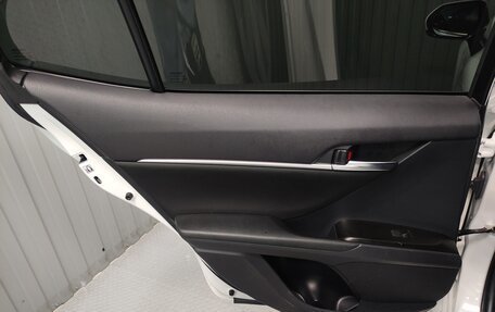 Toyota Camry, 2021 год, 2 595 000 рублей, 15 фотография