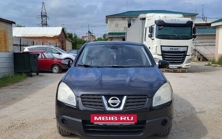 Nissan Qashqai, 2008 год, 850 000 рублей, 2 фотография