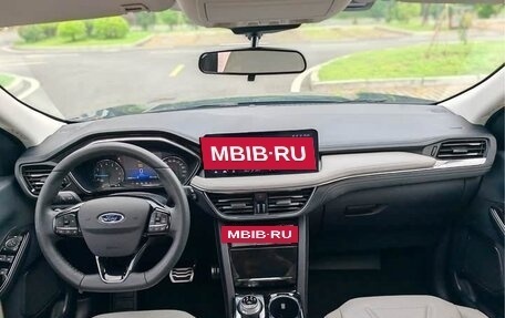Ford Escape, 2020 год, 1 780 000 рублей, 13 фотография