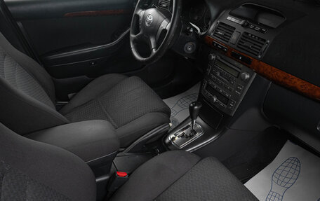 Toyota Avensis III рестайлинг, 2005 год, 624 000 рублей, 18 фотография