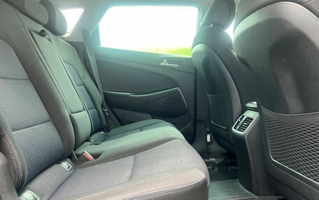 Hyundai Tucson III, 2017 год, 2 099 000 рублей, 12 фотография