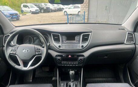 Hyundai Tucson III, 2017 год, 2 099 000 рублей, 10 фотография