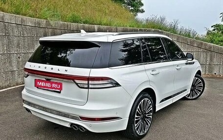 Lincoln Aviator II, 2022 год, 4 845 600 рублей, 5 фотография