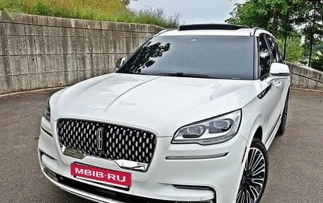Lincoln Aviator II, 2022 год, 4 845 600 рублей, 2 фотография
