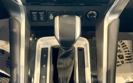 Mitsubishi Pajero Sport III рестайлинг, 2018 год, 2 459 000 рублей, 11 фотография