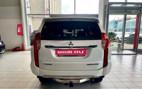 Mitsubishi Pajero Sport III рестайлинг, 2018 год, 2 459 000 рублей, 6 фотография