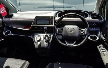 Toyota Sienta II, 2019 год, 1 730 000 рублей, 6 фотография