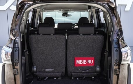 Toyota Sienta II, 2019 год, 1 730 000 рублей, 21 фотография