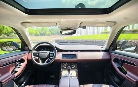 Land Rover Range Rover Evoque II, 2022 год, 3 780 000 рублей, 11 фотография