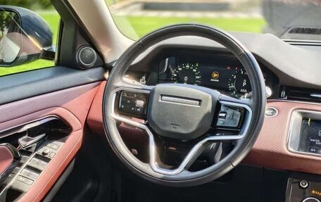 Land Rover Range Rover Evoque II, 2022 год, 3 780 000 рублей, 9 фотография
