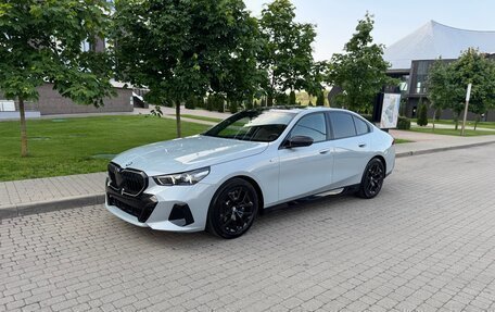 BMW 5 серия, 2024 год, 6 790 000 рублей, 9 фотография
