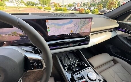 BMW 5 серия, 2024 год, 6 790 000 рублей, 13 фотография