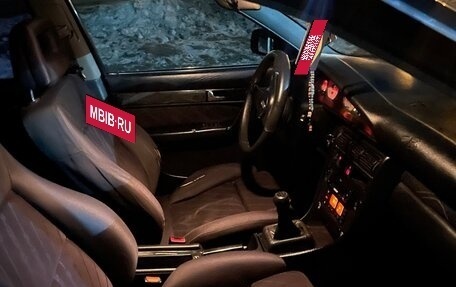 Audi 100, 1993 год, 610 000 рублей, 4 фотография