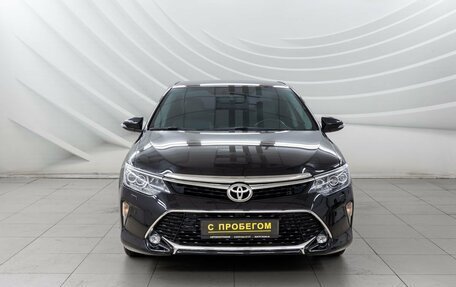 Toyota Camry, 2017 год, 2 098 000 рублей, 2 фотография