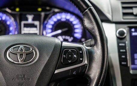 Toyota Camry, 2017 год, 2 098 000 рублей, 17 фотография