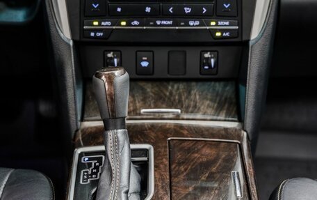 Toyota Camry, 2017 год, 2 098 000 рублей, 28 фотография