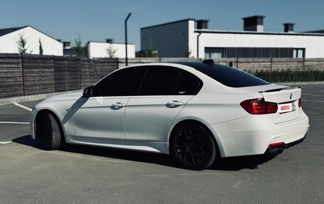 BMW 3 серия, 2012 год, 1 550 000 рублей, 2 фотография