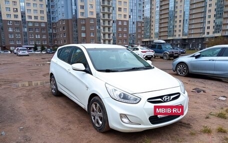 Hyundai Solaris II рестайлинг, 2013 год, 770 000 рублей, 3 фотография