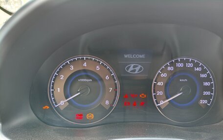 Hyundai Solaris II рестайлинг, 2013 год, 770 000 рублей, 14 фотография