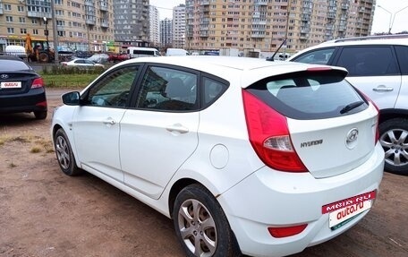 Hyundai Solaris II рестайлинг, 2013 год, 770 000 рублей, 8 фотография