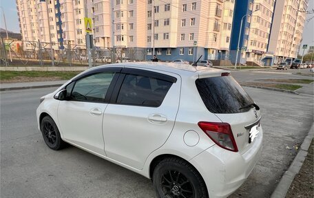 Toyota Vitz, 2013 год, 800 000 рублей, 8 фотография