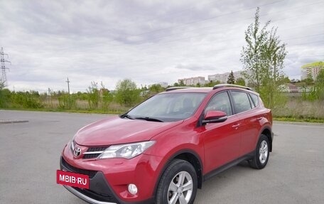 Toyota RAV4, 2014 год, 1 950 000 рублей, 3 фотография