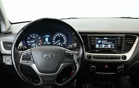 Hyundai Solaris II рестайлинг, 2017 год, 1 050 000 рублей, 14 фотография