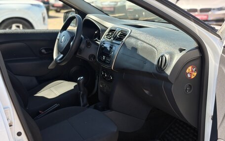Renault Sandero II рестайлинг, 2017 год, 825 000 рублей, 14 фотография