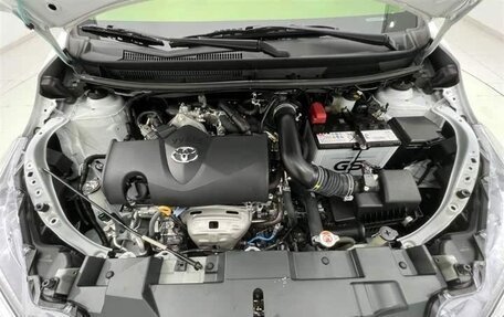 Toyota Yaris, 2022 год, 1 430 000 рублей, 6 фотография