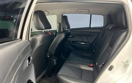Toyota Yaris, 2022 год, 1 430 000 рублей, 13 фотография