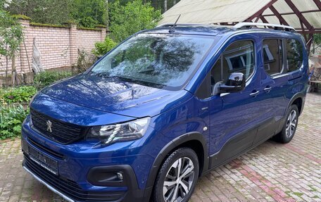 Peugeot Rifter I, 2019 год, 2 275 000 рублей, 2 фотография