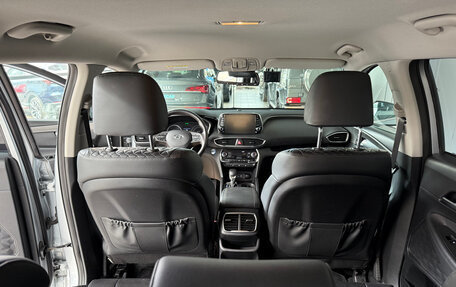 Hyundai Santa Fe IV, 2018 год, 2 525 000 рублей, 26 фотография