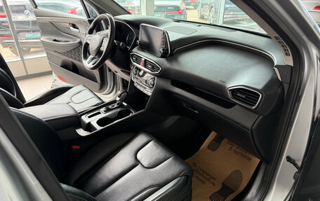 Hyundai Santa Fe IV, 2018 год, 2 525 000 рублей, 28 фотография