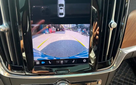 Volvo S90 II рестайлинг, 2022 год, 2 815 000 рублей, 4 фотография
