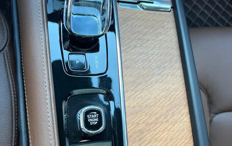 Volvo S90 II рестайлинг, 2022 год, 2 815 000 рублей, 7 фотография
