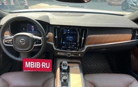Volvo S90 II рестайлинг, 2022 год, 2 815 000 рублей, 6 фотография