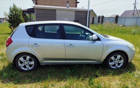 KIA cee'd I рестайлинг, 2009 год, 650 000 рублей, 2 фотография