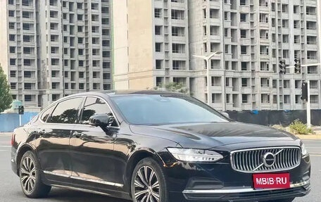 Volvo S90 II рестайлинг, 2022 год, 2 815 000 рублей, 1 фотография