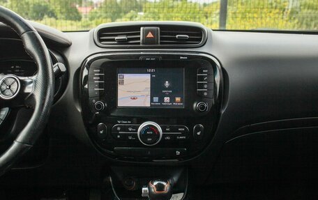 KIA Soul II рестайлинг, 2016 год, 1 540 000 рублей, 28 фотография