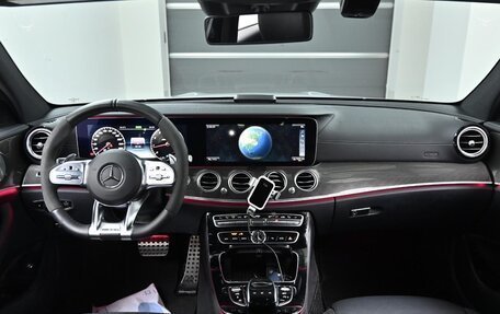 Mercedes-Benz E-Класс AMG, 2019 год, 4 538 000 рублей, 7 фотография