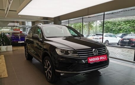 Volkswagen Touareg III, 2018 год, 3 240 000 рублей, 3 фотография