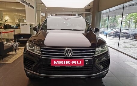 Volkswagen Touareg III, 2018 год, 3 240 000 рублей, 2 фотография