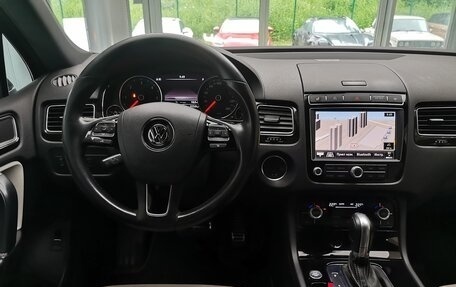 Volkswagen Touareg III, 2018 год, 3 240 000 рублей, 14 фотография