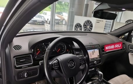 Volkswagen Touareg III, 2018 год, 3 240 000 рублей, 9 фотография
