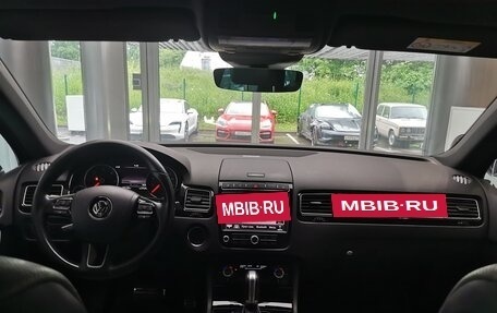 Volkswagen Touareg III, 2018 год, 3 240 000 рублей, 13 фотография