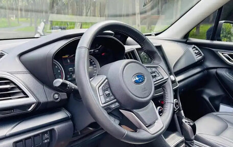 Subaru Forester, 2022 год, 1 990 000 рублей, 10 фотография