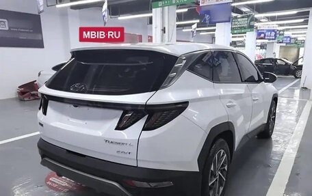 Hyundai Tucson, 2022 год, 1 850 000 рублей, 3 фотография