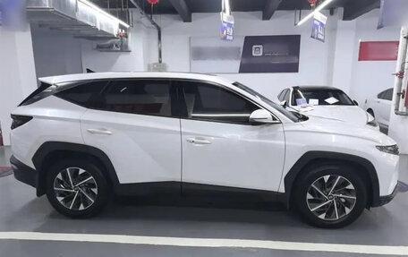Hyundai Tucson, 2022 год, 1 850 000 рублей, 6 фотография