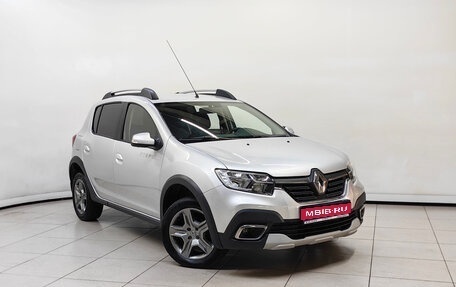 Renault Sandero II рестайлинг, 2019 год, 999 000 рублей, 1 фотография