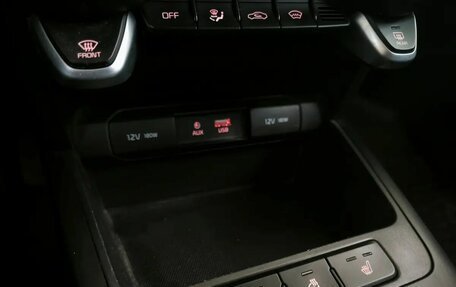 KIA Rio IV, 2017 год, 1 347 000 рублей, 8 фотография